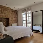 Hyde Park Mews