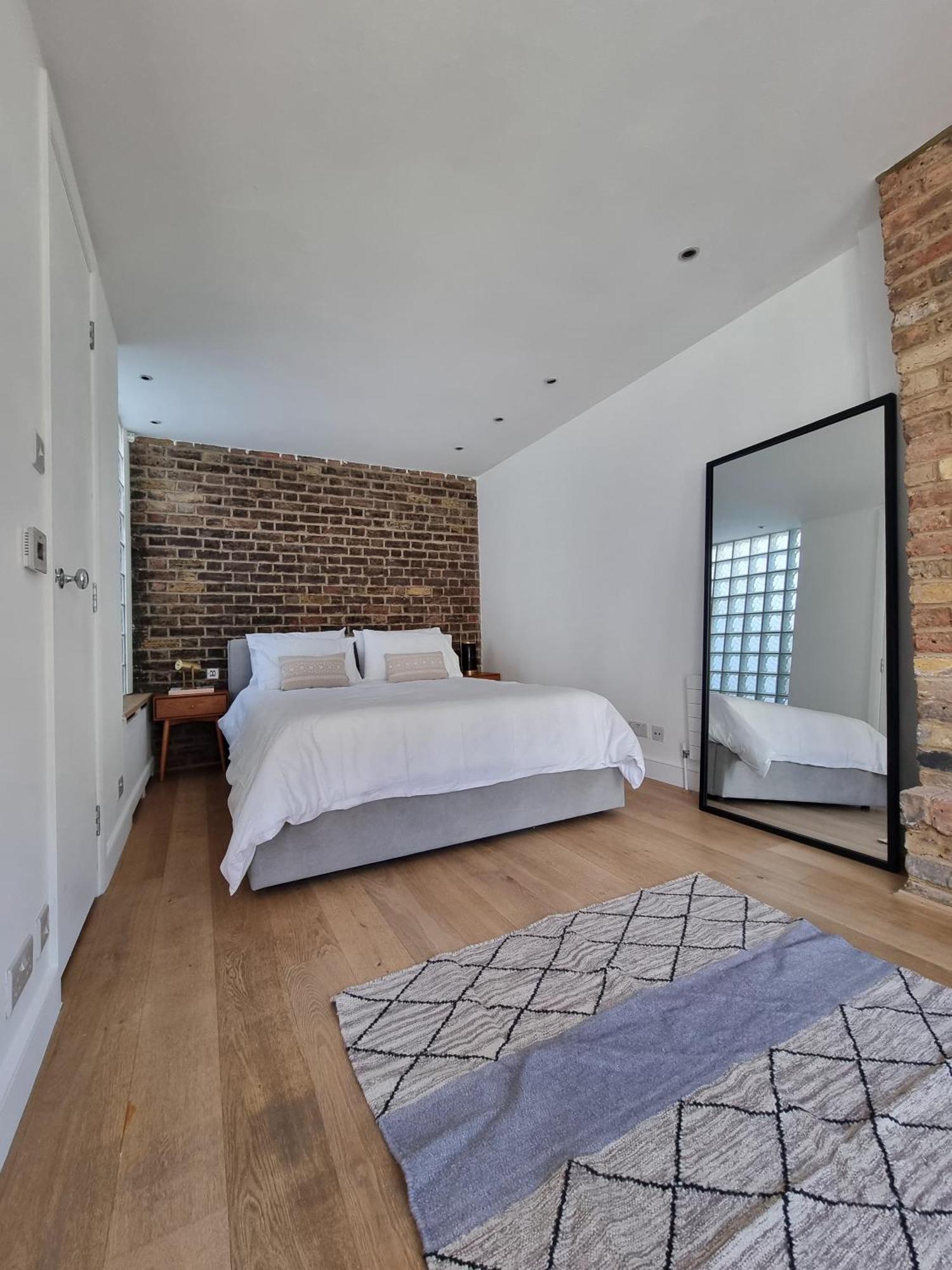 Hyde Park Mews Holiday home